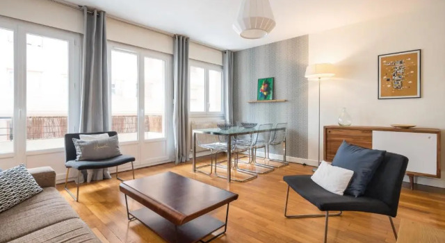 Honore - Suite Vendome (Adults Only), Rezerwuj Apartament Hotele w Rhône z parkingiem, Parking