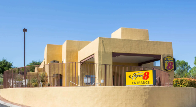 Super 8 by Wyndham Cottonwood