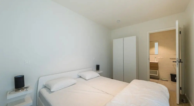 New-build Apartment Near the City Center