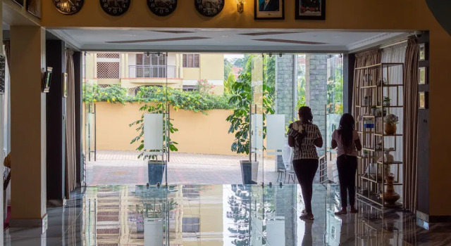 Las Vegas Garden Hotel, Réserver Hôtel Gaba Kampala