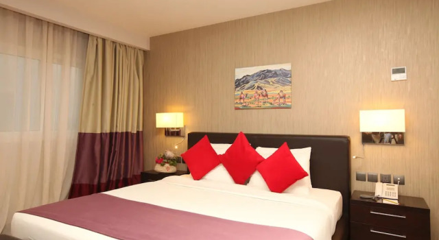 Двухместный полулюкс Golden Tulip Hail