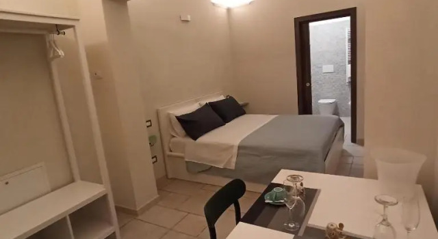 18 Mq, Book Hotel Hoteller i Pulsano med pool, Swimmingpool