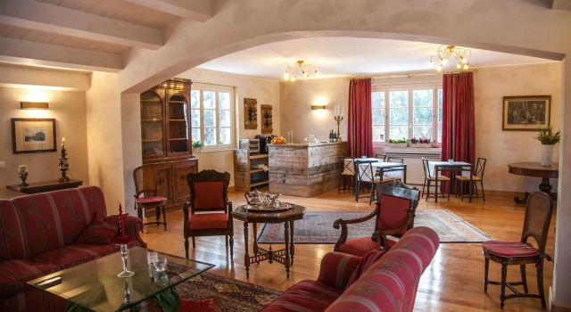 Zahir Country House