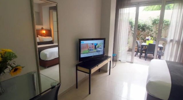 Студия Sea Land Suites - by Echo Hotels