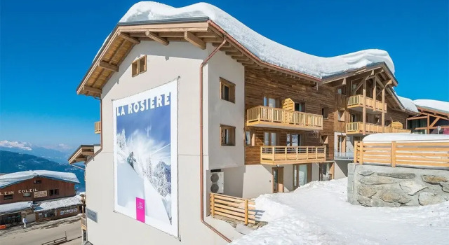 Residence Le Roc Noir, Boek Hotel Montvalezan Rhone-Alpen., in de buurt van Eucherts Express-skilift