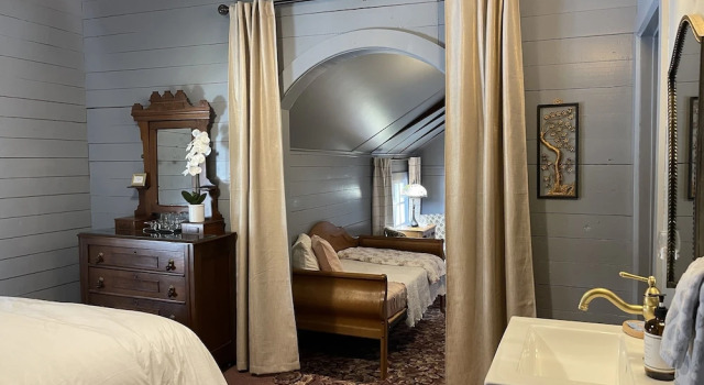 Carriage House B&B, Varaa Bed and Breakfast Winona Minnesota