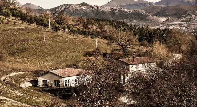 Agriturismo LOca Blu, Varaa Hotelli Gubbio Umbria