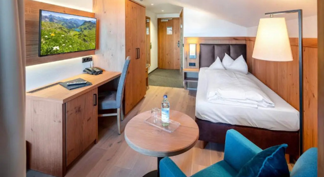 Одноместный номер Standard с балконом Hotel Helmer