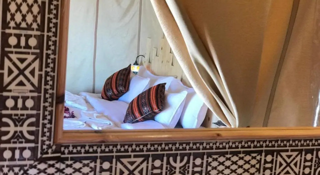 Merzouga Luxury Tents - Glamping, Rezervovat Kemp Hotely v Meknes-Tafilalet s parkováním, Parkování