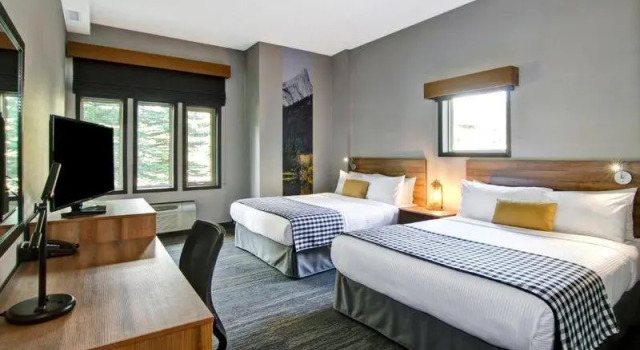 Bett im Wohnheim Canalta Lodge