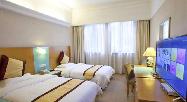 Двухместный номер Standard с красивым видом из окна Carrianna Hotel