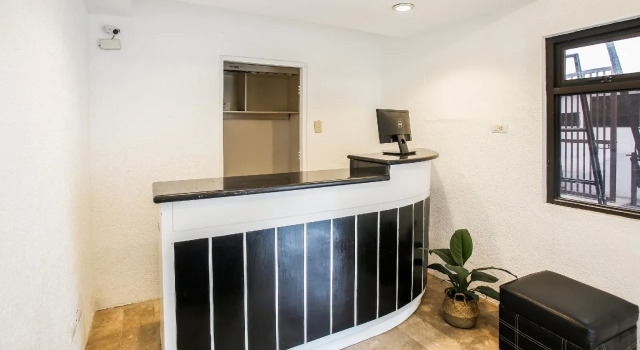 Hayvenhurst Hotel, Prenota Hotel Hotel SPA a Luzon, SPA
