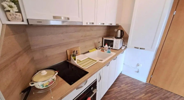 Апартаменты c 1 комнатой с балконом и с красивым видом из окна Wild Cherry Apartments
