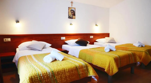 Трёхместный номер Standard Hotel Quattro Medjugorje