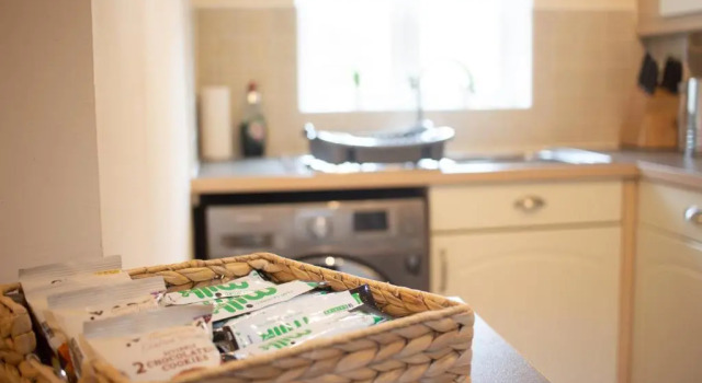 Апартаменты OPP Apartments HW -Contractors, M5 link, Sowton, Exeter City, free parking&Wifi