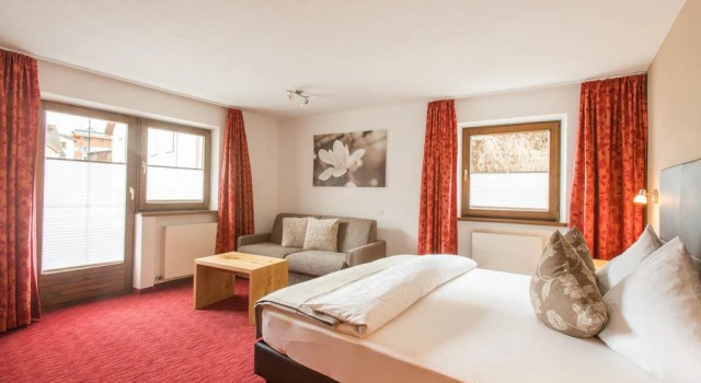 Haus am Brunnen, Book Hotel Samnaun 