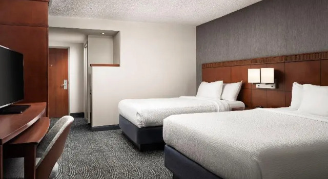 Двухместный номер Superior Courtyard by Marriott Washington Capitol Hill/Navy Yard