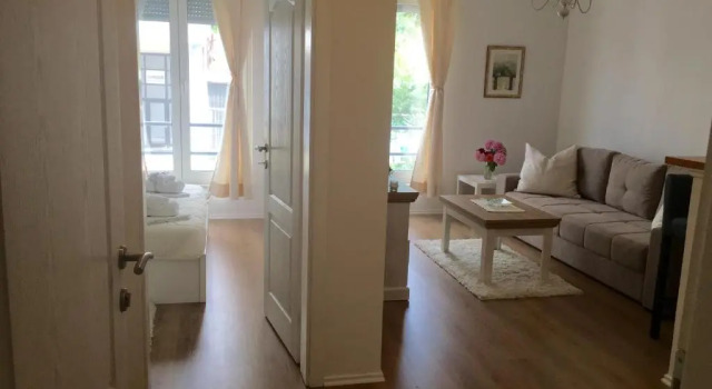 Апартаменты с видом на сад Happy Apartments