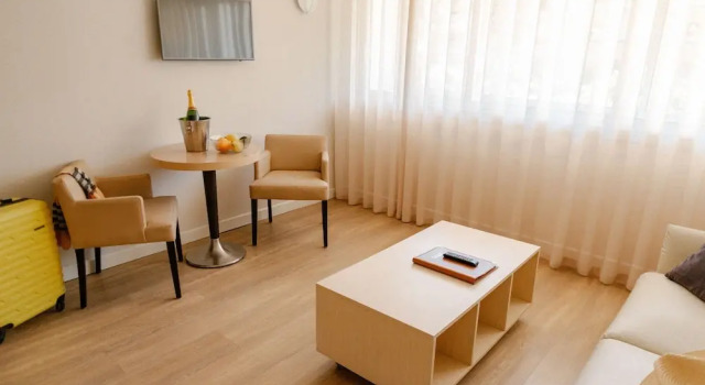 Résidence Châteauneuf, Rezervasyon Otel Menton Great Alpine Road