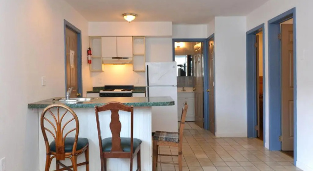 Shore Beach Houses - 52 - 405 Porter Avenue