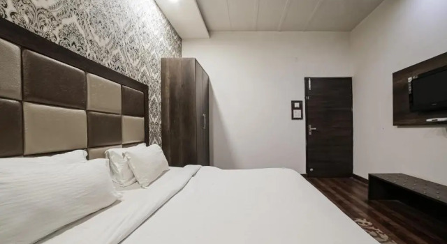 Трёхместный номер Deluxe Townhouse Hollywood Heights