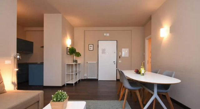 Desenzanoloft – A Casa di Sara, Забронировать Апартаменты/квартира Дезенцано-дель-Гарда озеро Гарда
