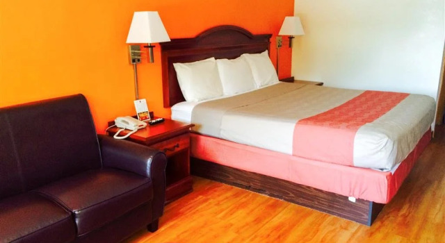 Quality Inn, Rezerwuj Hotel McDonough Georgia