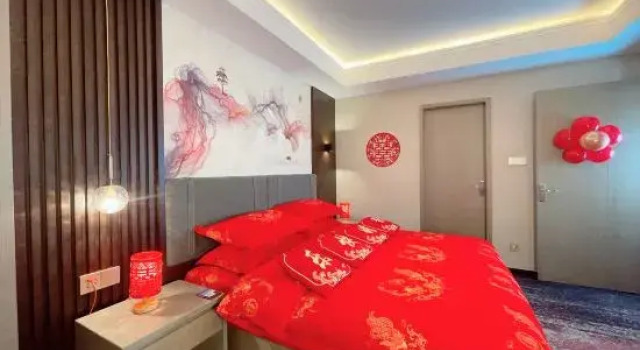 Suite Enping Longfeng Hotel
