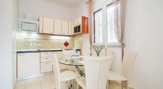Апартаменты Adam apartments