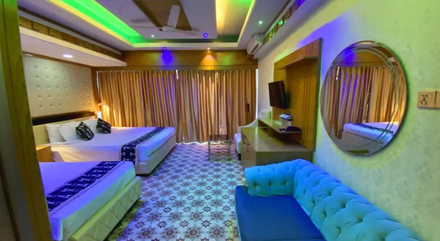 Трёхместный номер Deluxe CCULB Resort & Convention Hall