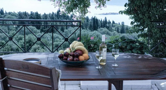 Апартаменты Evreti Villa with Stunning views, near Fiscardo