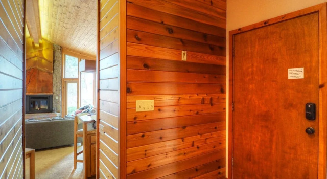 Stutzhaven in the Mountains - 2 Br Home