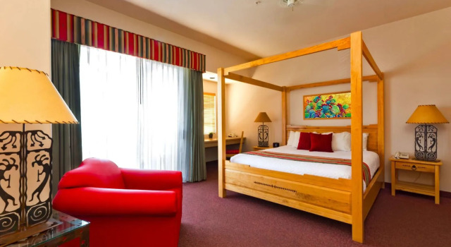 Inn at Eagle Mountain, Забронировать Отель Отели Фаунтин-Хиллс с бассейном, Бассейн