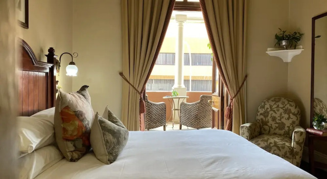 Номер Standard с балконом Kimberley Club Guesthouse