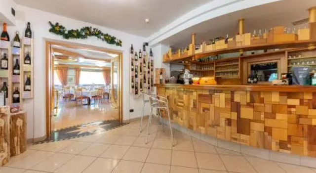 Flos Hotel, Забронировать Отель Моэна Долина Валь-ди-Фасса