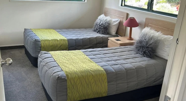 Семейный люкс Coromandel Court Motel