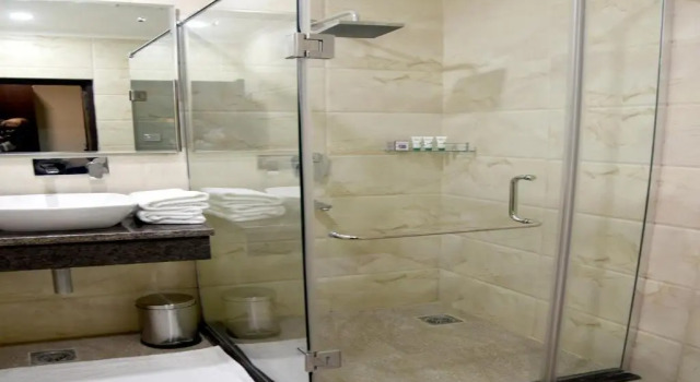 Номер Deluxe Clarks Inn Suites Katra