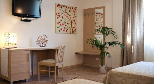 Трёхместный номер Standard Цокольный этаж Hotel Marinella