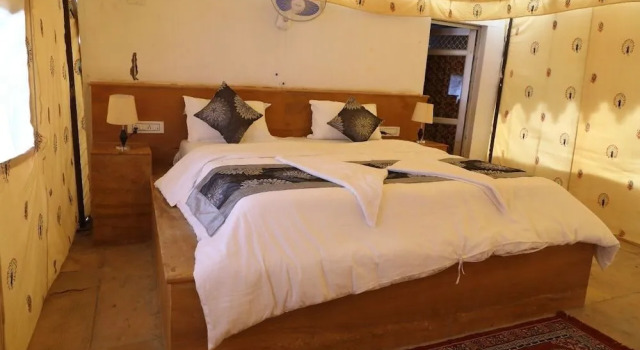 Sky Blue Desert Camp Jaisalmer, Boek Camping Campings & glamping in Rajasthan, Camping