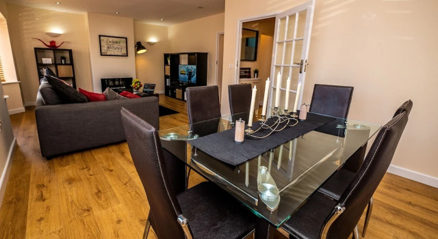 Unique Reading Apartment