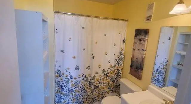 Апартаменты с видом на бассейн Islander East Condominiums