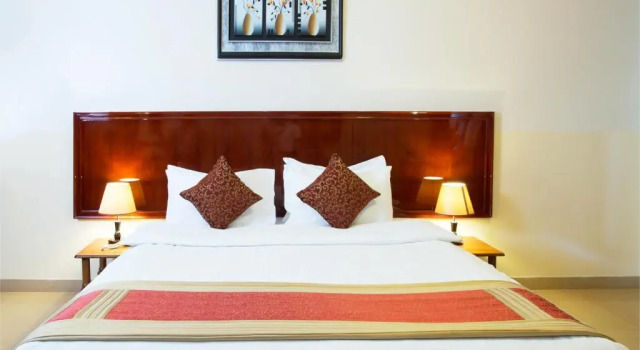 Люкс с 2 комнатами Safeer Plaza Hotel