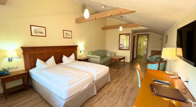 Двухместный номер Deluxe с балконом Hotel Bärenstüberl