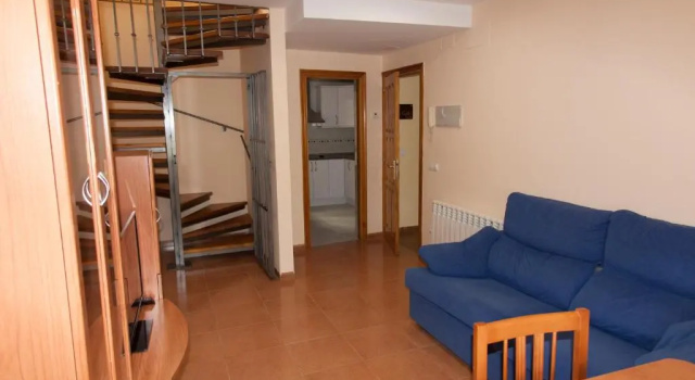 Apartamentos Río Guadalaviar, Book Apartment Hotels in Aragon with Parking, Parking