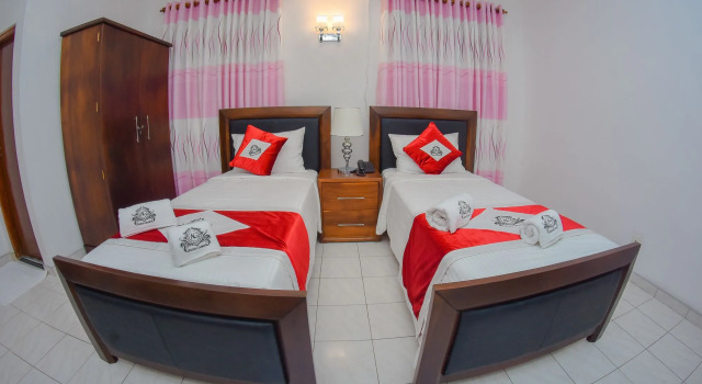 Asian Grand Hotel, Забронировать Отель Отели Западной провинции 3 звезды, 3*