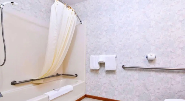 Двухместный номер Standard Travelodge by Wyndham Ishpeming/Marquette