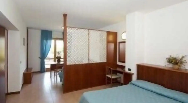 Четырёхместный номер Superior c 1 комнатой с красивым видом из окна Villaggio Albergo il Gabbiano