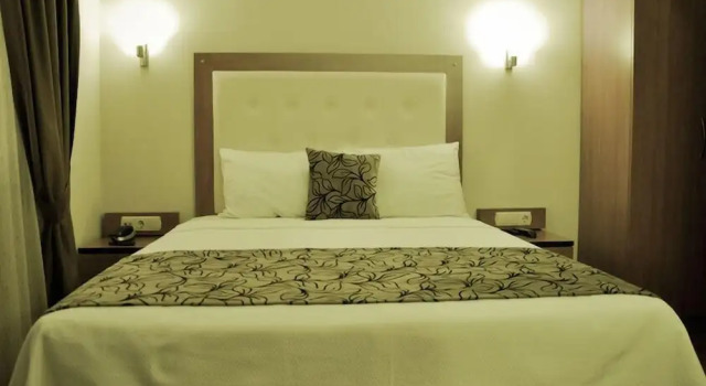 Pasha Suites Hotel, Buchen Sie Hotel Altıeylül 