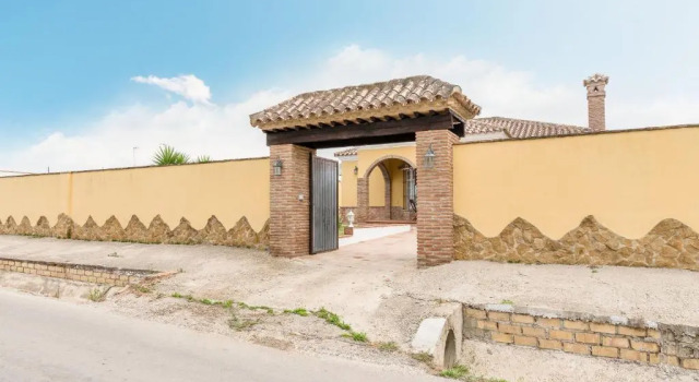 Casa Familiar La Lobita 1