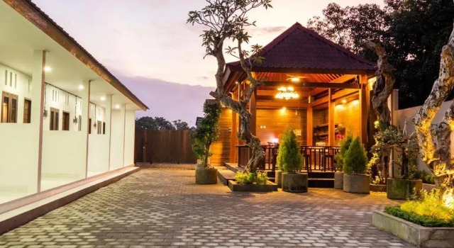 OYO 3716 Dijobi, Prenota Hotel Lukluk Indonesia